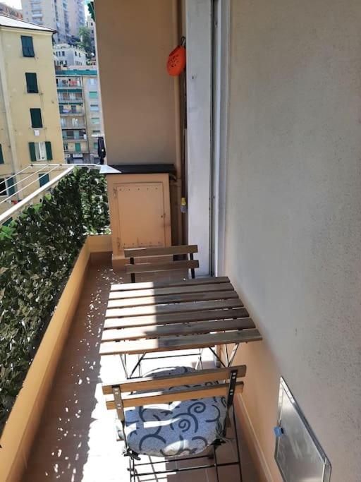 Titti'S House - Parcheggio Custodito In Garage Gratis Genova Eksteriør billede